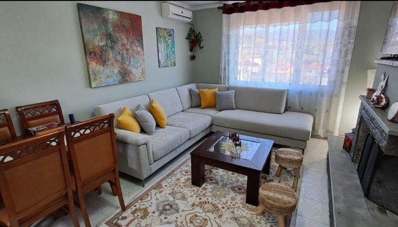 Tirane, jepet me qera apartament 1+1 Kati 2, 60 m² 350 € (Mullet)