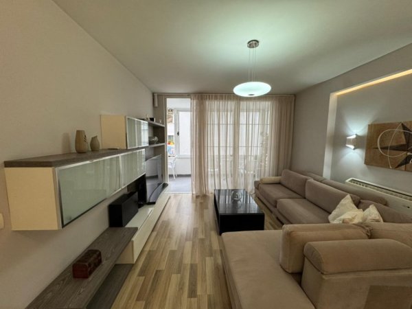 Tirane, jepet me qera apartament 2+1 Kati 2, 100 m² (Qender)