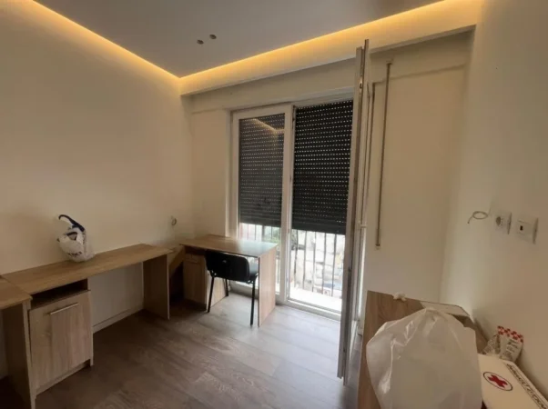 Tirane, shitet apartament 3+1 Kati 3, 115 m² 285.000 € (21 DHJETORI)