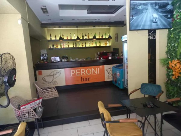 TIRANE, SHITET AMBIENT BIZNESI, LOKAL - 300 000€ / 140m2