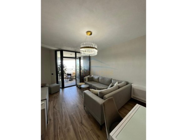 Durres, jepet me qera apartament 2+1+Ballkon Kati 5, 137 m² 1.200 € (Currila-Durres)