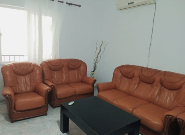Tirane, jepet me qera apartament 2+1 Kati 1, 100 m² 450 € (Astir)