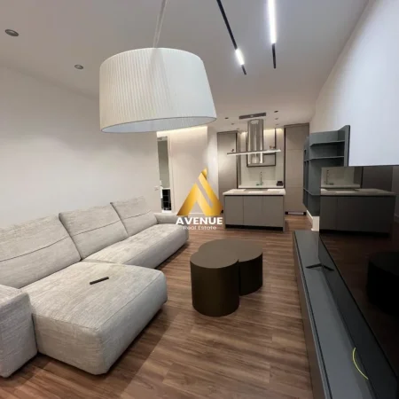 Tirane, shitet apartament 2+1+Ballkon Kati 6, 99 m² 175.000 € (TRE DESHMORET)