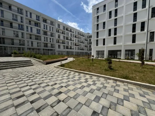 Tirane, shitet apartament 3+1 Kati 2, 112 m² 134.000 € (5 maj)