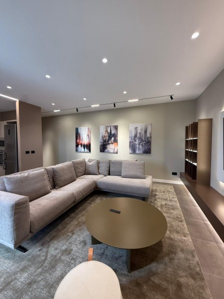 🏠APARTAMENT 2+1+2+POST PARKIMI ME QIRA 📍AMBASADOR 3, ARREDUAR ME ARKITEKT✨, 2.200€/MUAJ