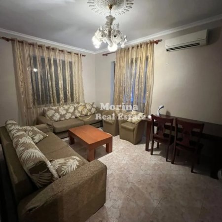 Tirane, jepet me qera apartament 2+1+Ballkon Kati 3, 70 m² 500 € (Farmacia 10)