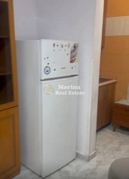 Tirane, jepet me qera apartament 1+1 Kati 4, 65 m² 400 € (Rruga e Dibres)