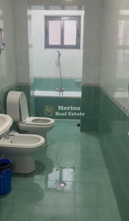 Tirane, jepet me qera apartament 1+1 Kati 4, 65 m² 400 € (Rruga e Dibres)