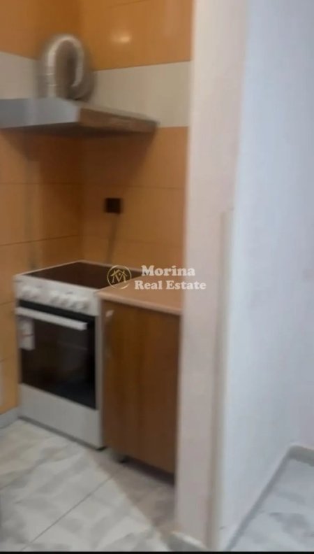 Tirane, jepet me qera apartament 1+1 Kati 4, 65 m² 400 € (Rruga e Dibres)