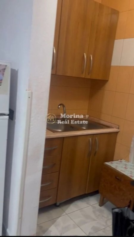 Tirane, jepet me qera apartament 1+1 Kati 4, 65 m² 400 € (Rruga e Dibres)