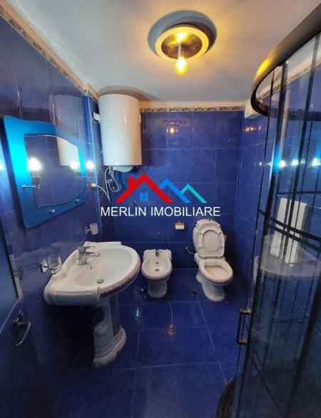 Tirane, shitet apartament 2+1+Ballkon Kati 5, 101 m² 300.000 € (MYSLYM SHYRI)