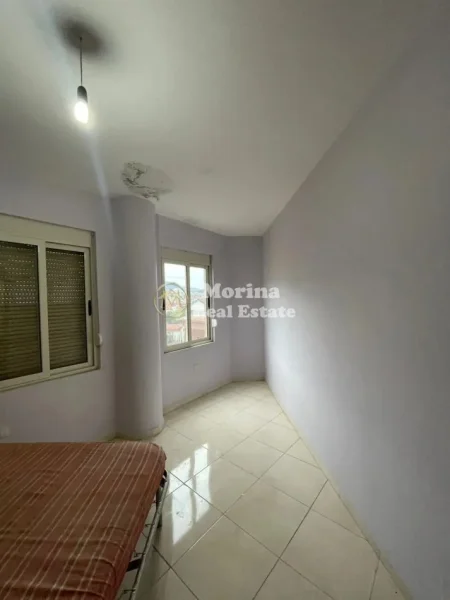 Tirane, shitet apartament 3+1+Ballkon Kati 6, 132 m² 172.000 € (Fresk)