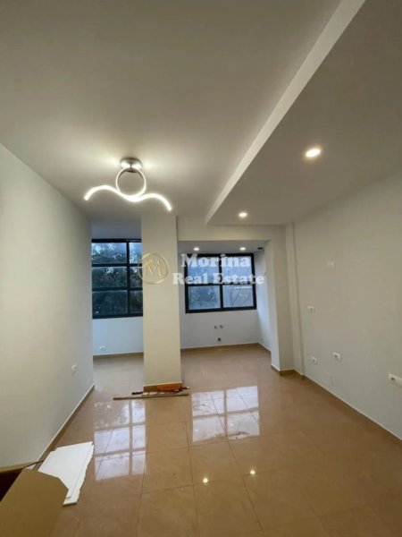 Tirane, shitet apartament 1+1 Kati 2, 62 m² 87.000 € (Fresk)
