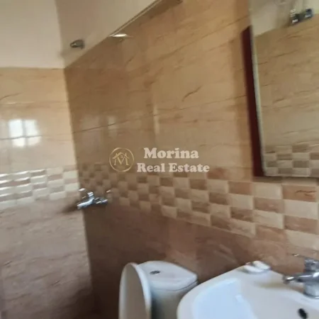 Tirane, jepet me qera shtepi 1+1 Kati 2, 55 m² 350 € (Ali Demi - Rruga Mihal Grameno)