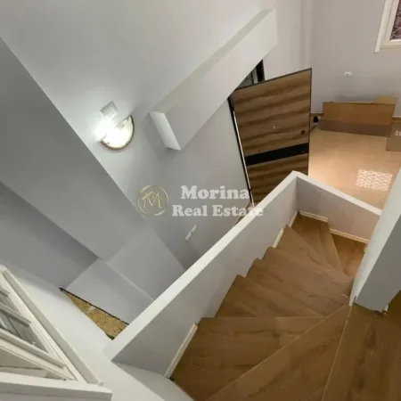 Tirane, shitet apartament duplex 1+1 Kati 1, 45 m² 85.000 € (Rruga Shefqet Kuka)