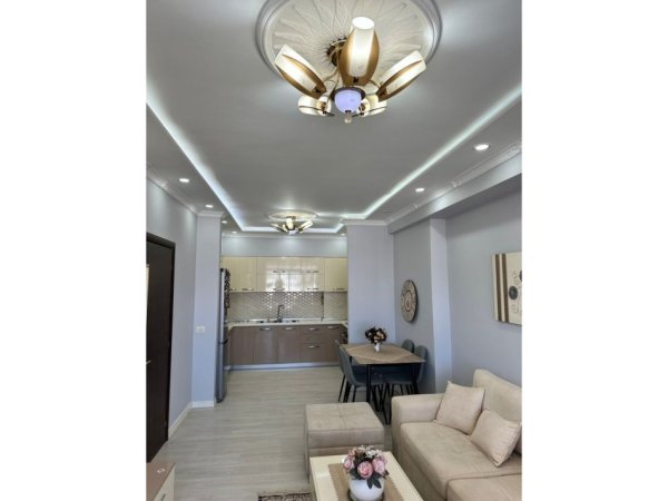 Tirane, jepet me qera apartament 2+1 Kati 5, 97 m² 550 € 
