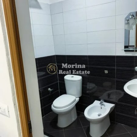 Tirane, jepet me qera shtepi 1+1 Kati 1, 60 m² 400 € (Rruga 5 Maji)