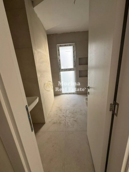 Tirane, jepet me qera apartament 2+1 Kati 2, 100 m² 500 € (Astir)