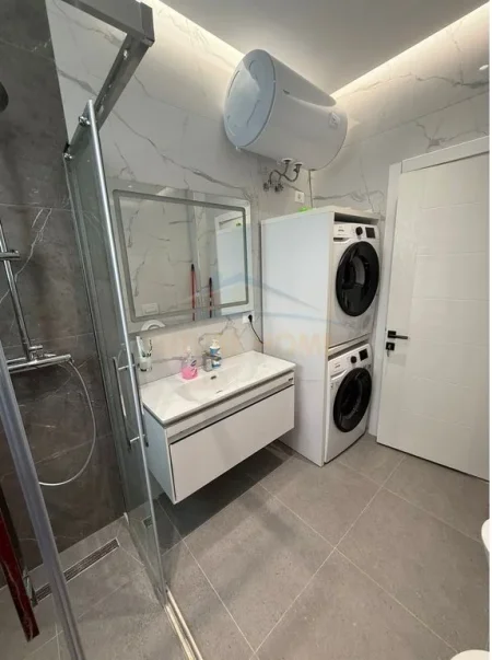 Durres, shitet apartament 2+1+Ballkon Kati 2, 92 m² 250.000 €