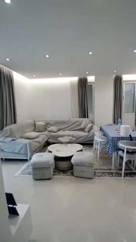Tirane, shitet apartament 2+1 Kati 6, 103m² (Rruga e kavajes afer Spitalit Amercin 3)