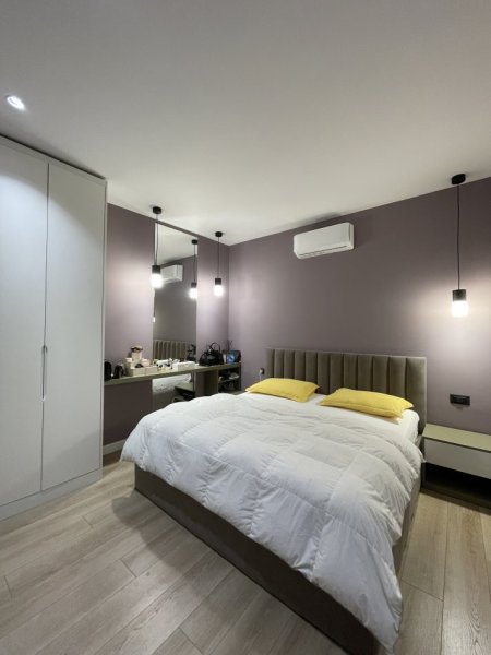 Tirane, shitet apartament 2+1+Ballkon Kati 3, 105 m² 420.000 € (Rruga e kosovareve)