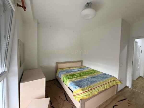 Tirane, jepet me qera apartament 1+1 Kati 6, 57 m² 500 € (siri kodra)