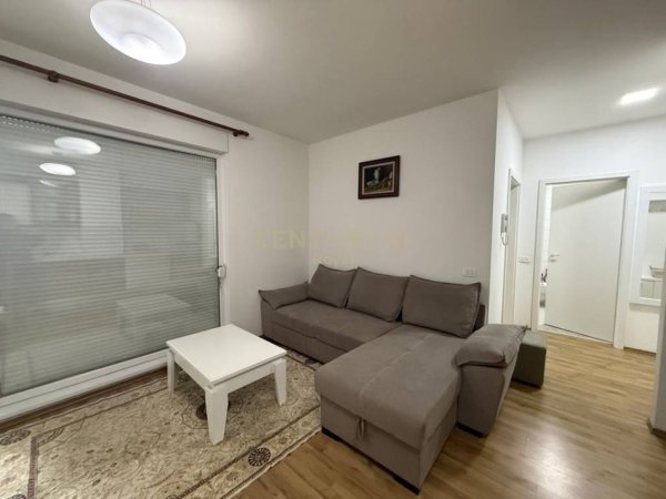 Tirane, jepet me qera apartament 1+1 Kati 6, 57 m² 500 € (siri kodra)
