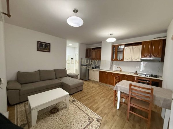 Tirane, jepet me qera apartament 1+1 Kati 6, 57 m² 500 € (siri kodra)