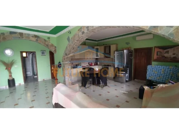 Durres, shitet Vile , 500 m² 190.000 € 