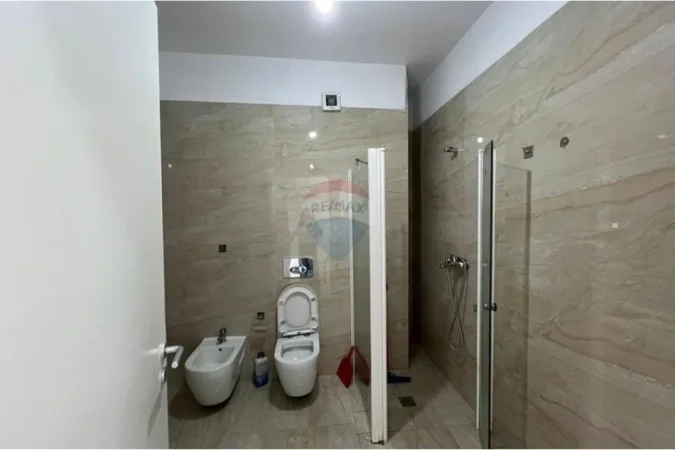 Tirane, shitet apartament 3+1 , 131 m² 235.584 € (Rruga Ali Demi, Tiranë (ID: 530281030-817)