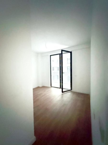 Tirane, jepet me qera zyre Kati 2, 116 m² 900 € (Mine Peza)