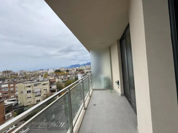 Tirane, shitet apartament 1+1+Ballkon Kati 5, 70 m² 170.000 € (Mine Pezaz)