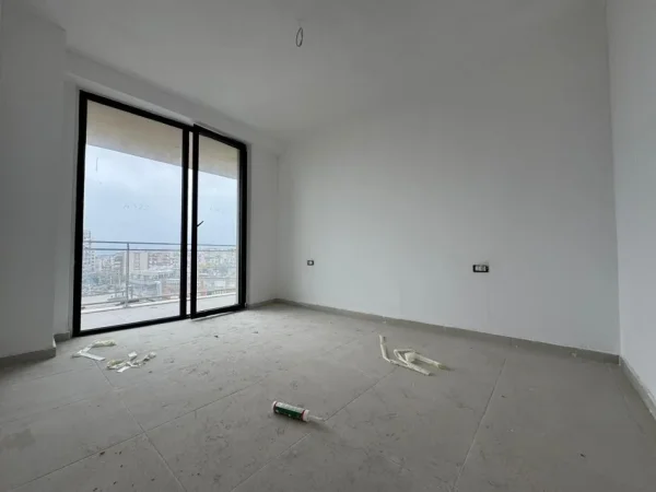 Tirane, shitet apartament 1+1+Ballkon Kati 5, 70 m² 170.000 € (Mine Pezaz)