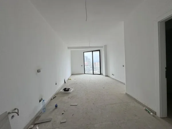 Tirane, shitet apartament 1+1+Ballkon Kati 5, 70 m² 170.000 € (Mine Pezaz)