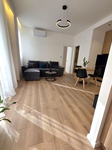 Tirane, shitet apartament 1+1 , 50 m² 122.000 € (Liqeni i Thate)