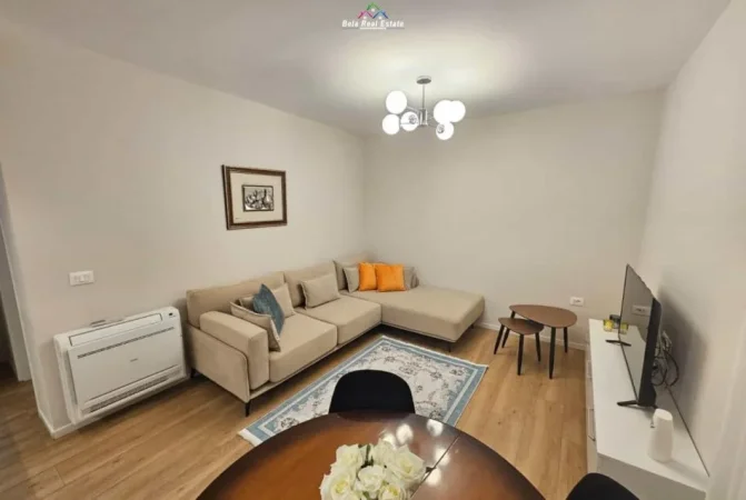 Tirane, jepet me qera apartament 2+1 Kati 3, 75 m² 750 € (Myslym Shyr)