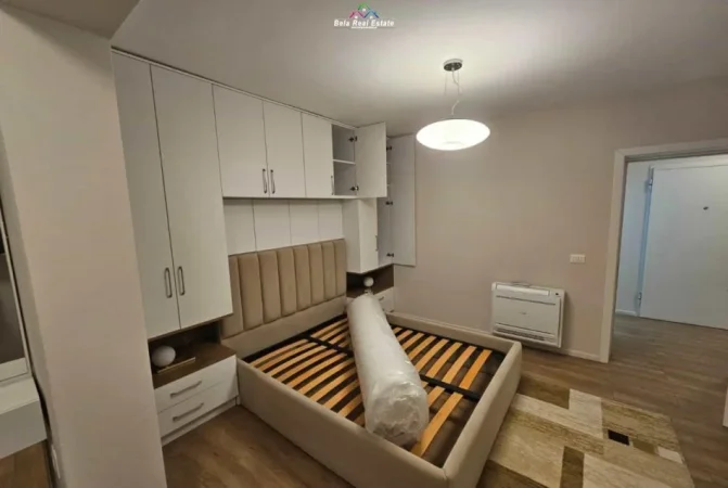 Tirane, jepet me qera apartament 2+1 Kati 3, 75 m² 750 € (Myslym Shyr)