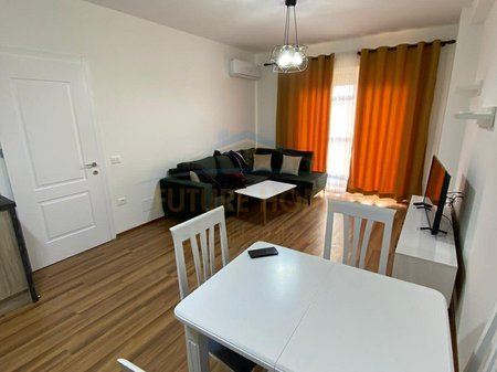 Tirane, shitet apartament 1+1 Kati 7, 72 m² 110.000 € 