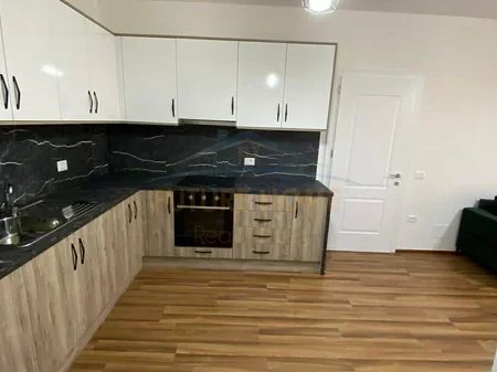 Tirane, shitet apartament 1+1 Kati 7, 72 m² 110.000 € 