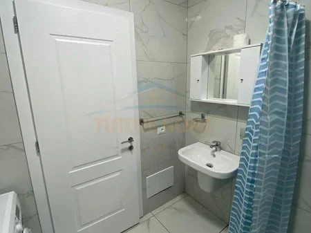 Tirane, shitet apartament 1+1 Kati 7, 72 m² 110.000 € 