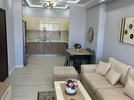 Tirane, jepet me qera apartament 2+1 Kati 5, 97 m² 550 € 