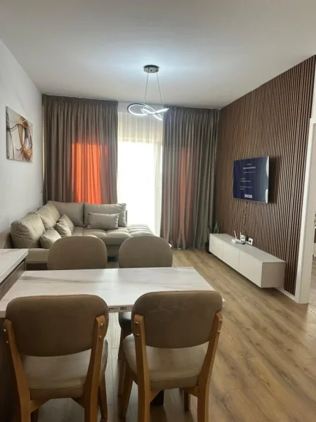 Tirane, jepet me qera apartament 2+1+Ballkon Kati 8, 78 m² 900 € (Zogu I Zi)
