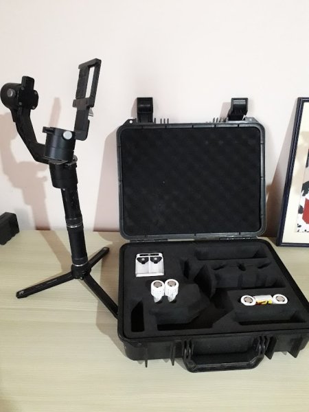 Tirane, shes Shitet Sony 6500 + Stabilizator (Gimbal) me valixhe profesionale