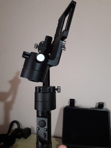 Tirane, shes Shitet Sony 6500 + Stabilizator (Gimbal) me valixhe profesionale