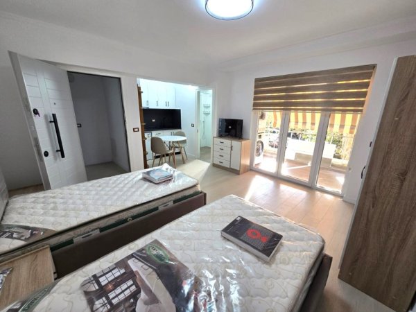Jepet Garsoniere me Qera ne Qender te Tiranës tek Sheshi Skënderbej, 500 €uro