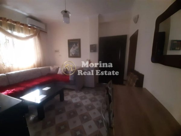 Tirane, jepet me qera apartament 1+1+Ballkon Kati 1, 55 m² 450 € (Stacioni i Trenit)