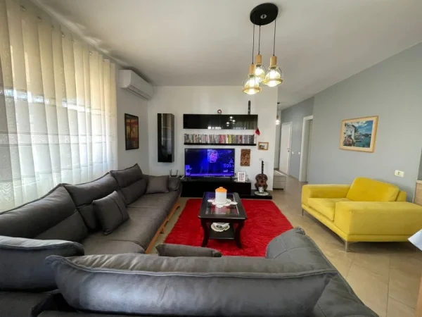 Tirane, shitet apartament 2+1 Kati 6, 166 m² 240.000 € (Kodra e Diellit.)