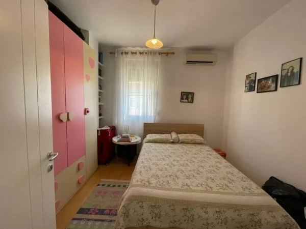 Tirane, shitet apartament 2+1 Kati 6, 166 m² 240.000 € (Kodra e Diellit.)