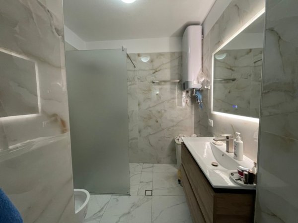 Tirane, shitet apartament 2+1 Kati 6, 166 m² 240.000 € (Kodra e Diellit.)