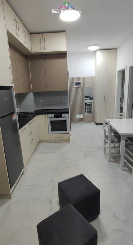 Tirane, jepet me qera apartament 1+1 Kati 1, 61 m² 400 € (Rruga Dalip Topi)